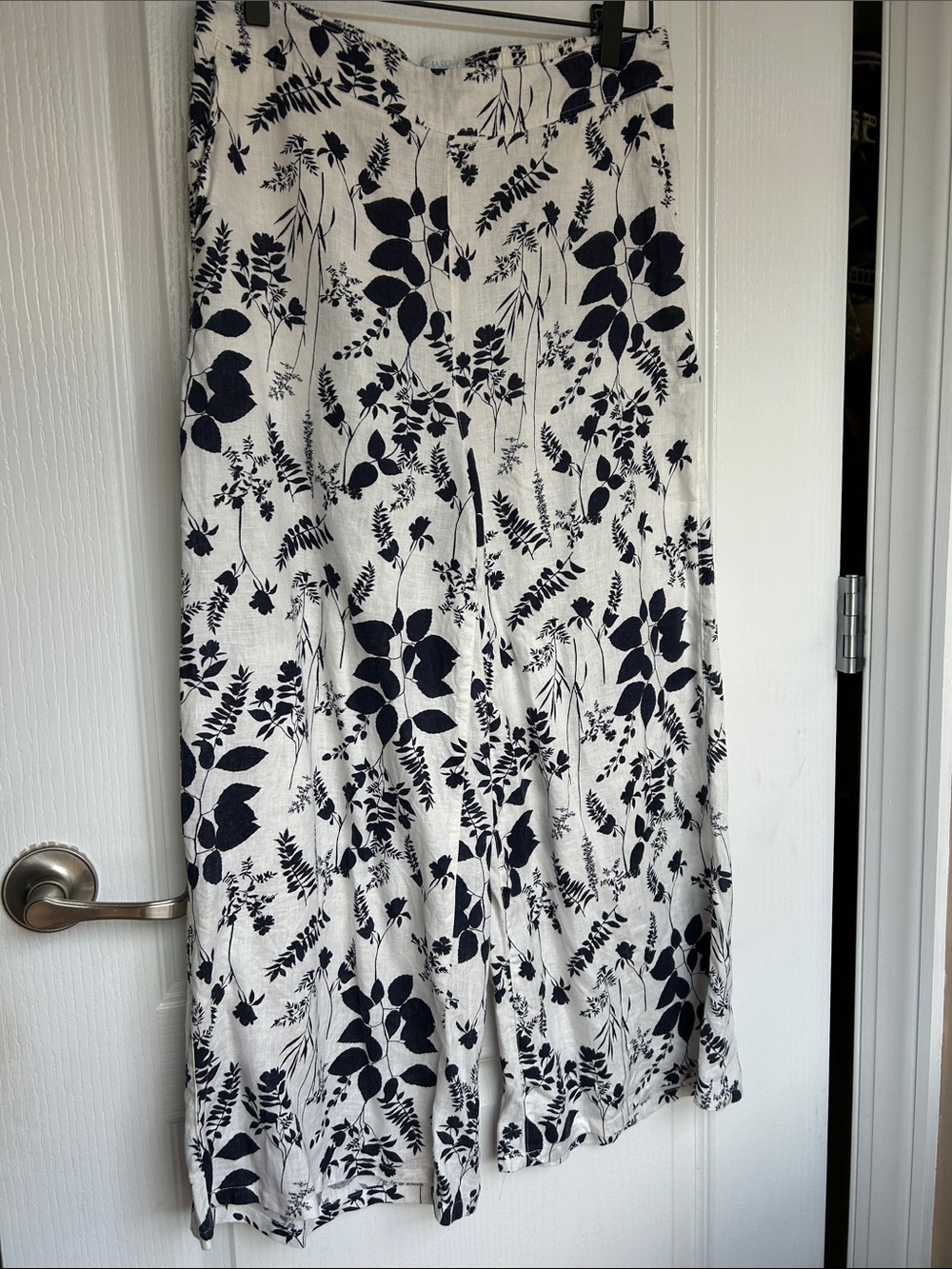 Cynthia Rowley White with Navy Floral Linen Wide Leg Pants-Medium